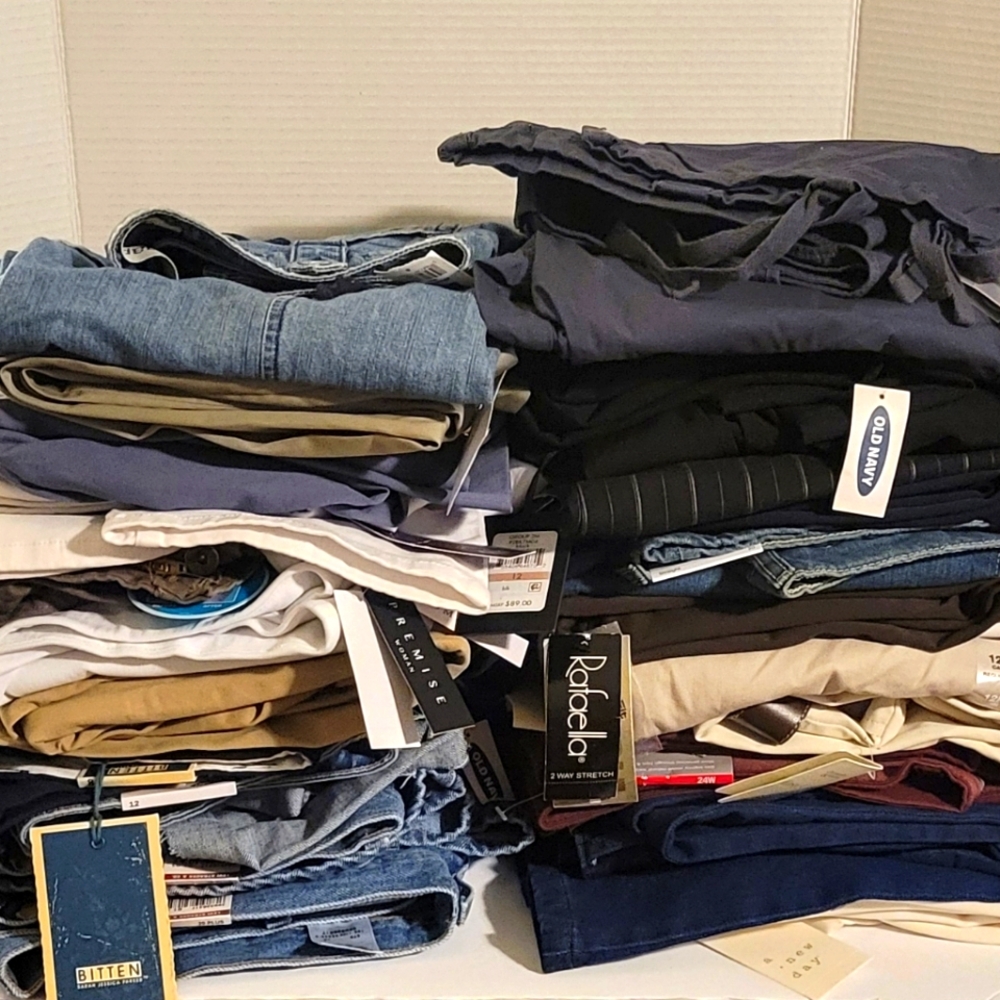NWT Women's Pants 5 Pair Mystery Lot Mixed Brands Size 8 - Picture 2 of 7